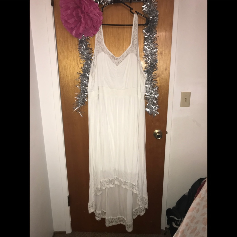 Moving sale‼️4X Lace Gauze Hi-lo Maxi Dress 👗